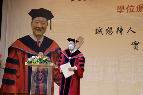 111年6月9日黃昆輝先生名譽博士學位頒授典禮-6